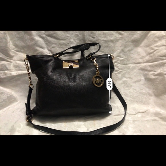 **SOLD** Authentic Michael Kors Channing Med Tote - Picture 2 of 8